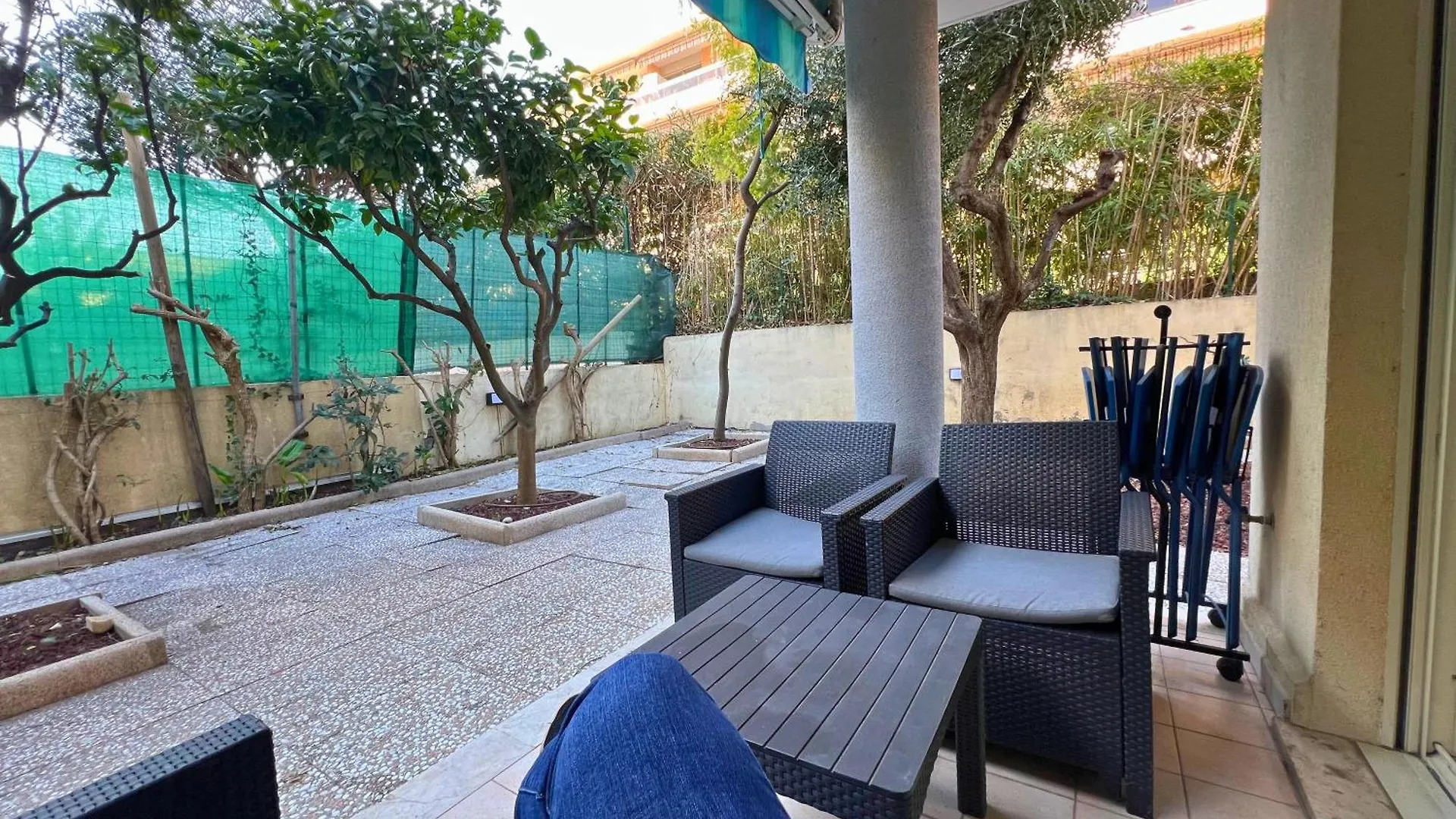 Magnificent Apartment With Garden On The Beach Roquebrune-Cap-Martin